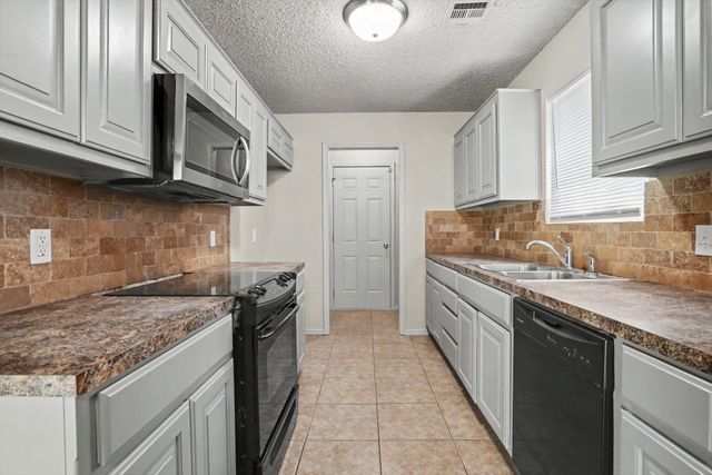 3346 S 141st East Avenue, Tulsa, OK 74134