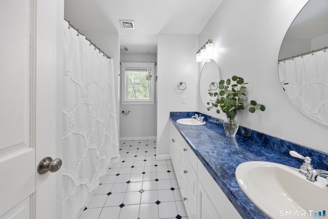 96 Farmingberry Drive, Southington, CT 06489