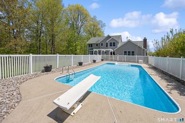 96 Farmingberry Drive, Southington, CT 06489