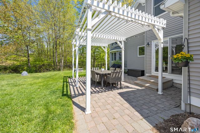 96 Farmingberry Drive, Southington, CT 06489