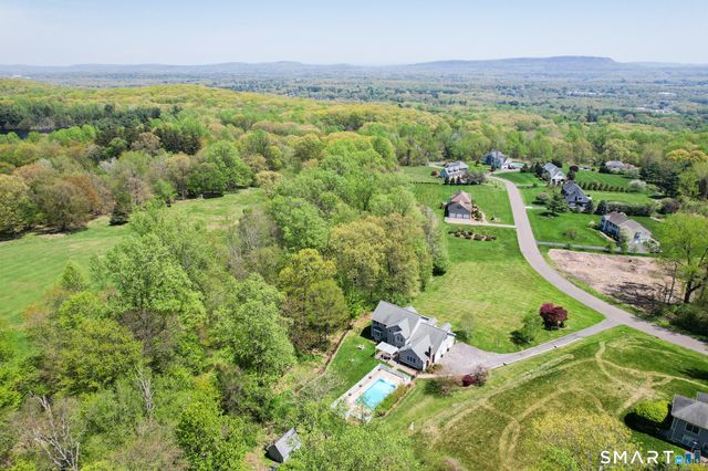 96 Farmingberry Drive, Southington, CT 06489