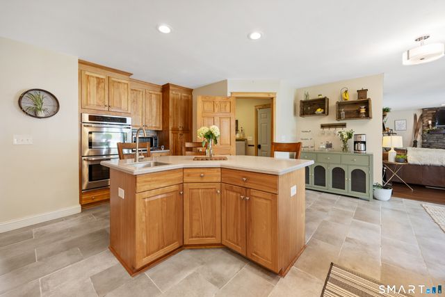 96 Farmingberry Drive, Southington, CT 06489