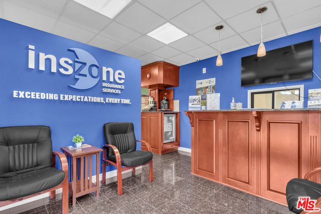 10535 Paramount Boulevard, Downey, CA 90241