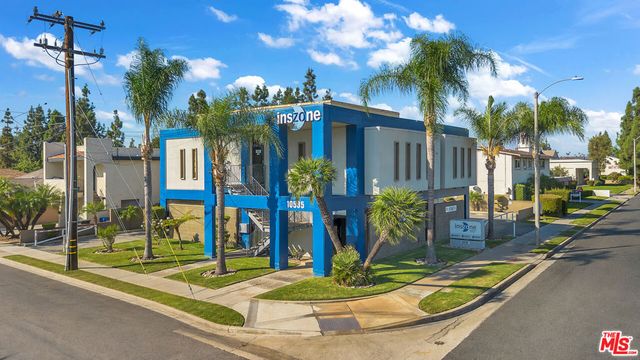 10535 Paramount Boulevard, Downey, CA 90241