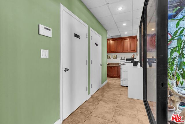 10535 Paramount Boulevard, Downey, CA 90241