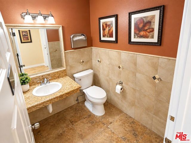 10535 Paramount Boulevard, Downey, CA 90241