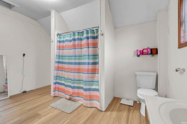215 W Grove Street, Kendallville, IN 46755
