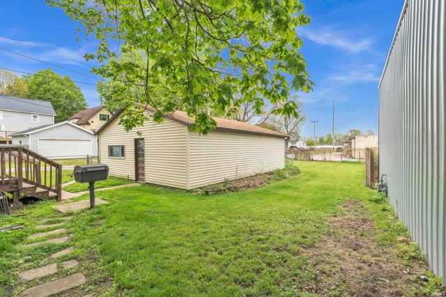 215 W Grove Street, Kendallville, IN 46755