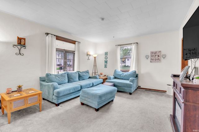 215 W Grove Street, Kendallville, IN 46755