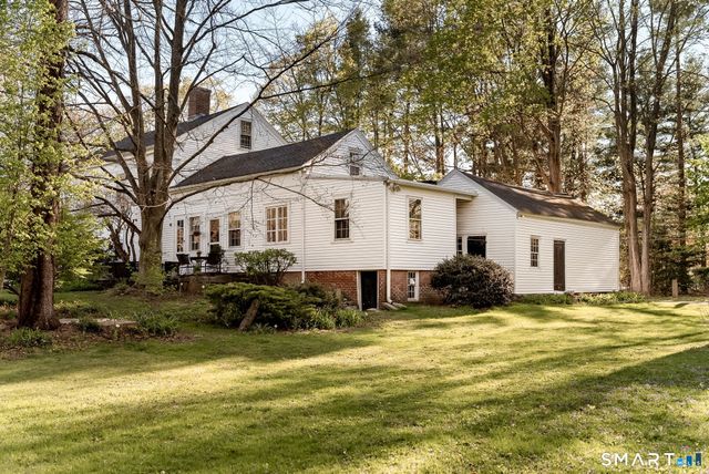 151 Neipsic Road, Glastonbury, CT 06033