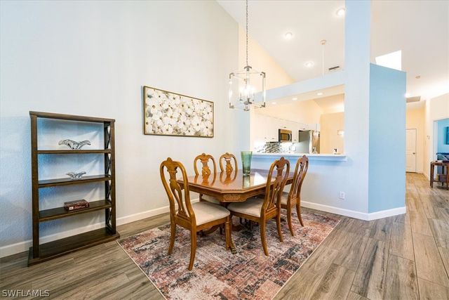 235 W Naomi DR 5901, Naples, FL 34104