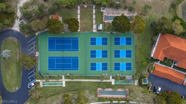 235 W Naomi DR 5901, Naples, FL 34104