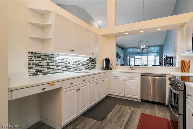 235 W Naomi DR 5901, Naples, FL 34104