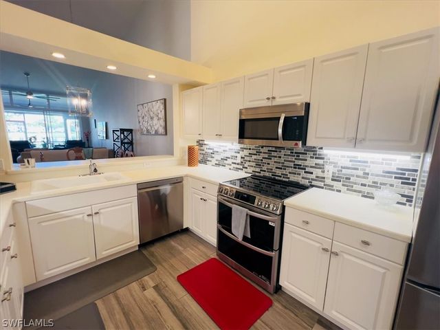 235 W Naomi DR 5901, Naples, FL 34104