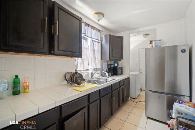 730 Oregon, Bakersfield, CA 93305