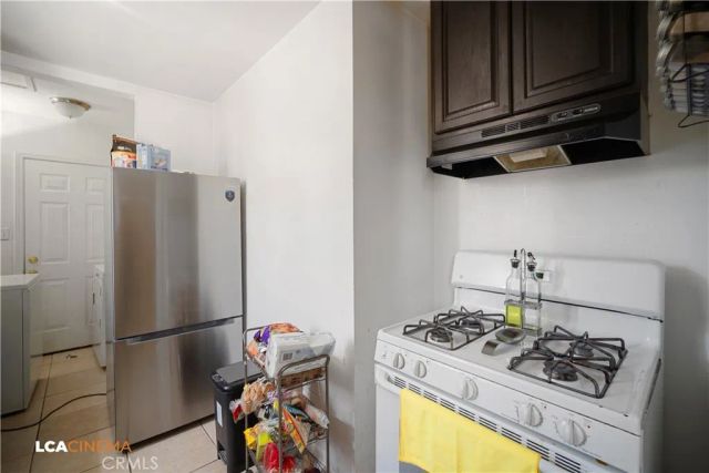730 Oregon, Bakersfield, CA 93305