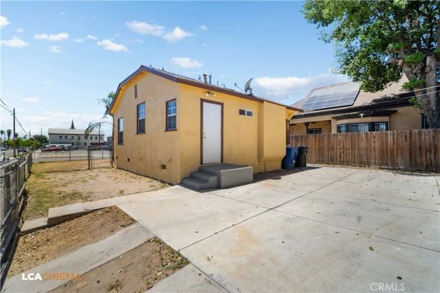 730 Oregon, Bakersfield, CA 93305