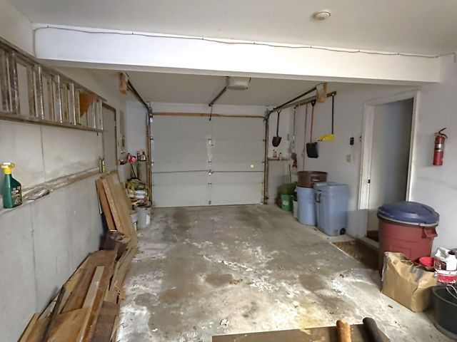 175 College Park Rd, Fall River, MA 02720