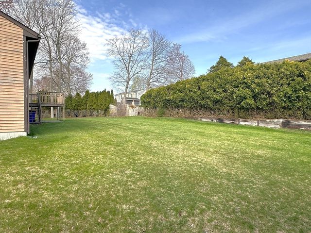 175 College Park Rd, Fall River, MA 02720