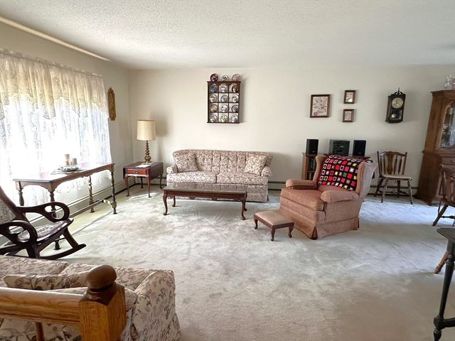 175 College Park Rd, Fall River, MA 02720