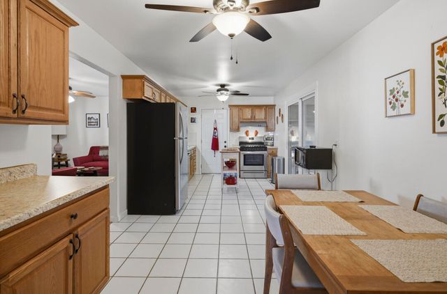 11017 Phoenix Avenue NE, Albuquerque, NM 87112