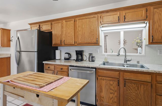 11017 Phoenix Avenue NE, Albuquerque, NM 87112