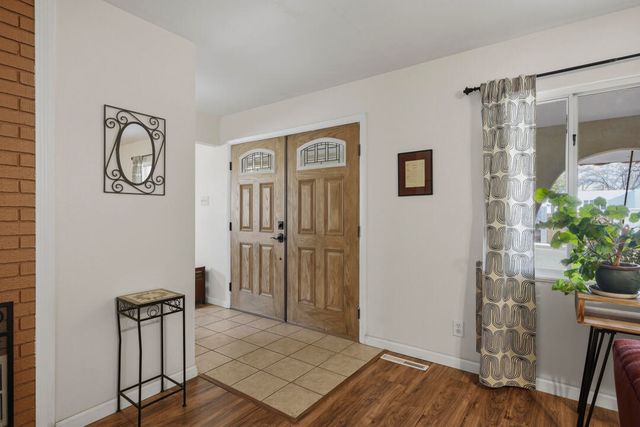 11017 Phoenix Avenue NE, Albuquerque, NM 87112