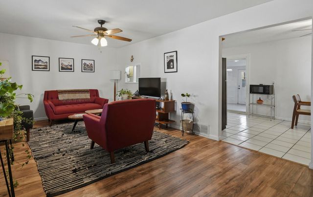 11017 Phoenix Avenue NE, Albuquerque, NM 87112