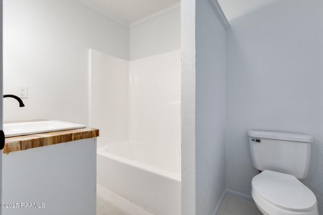 206 Nottingham Circle, Lafayette, LA 70507