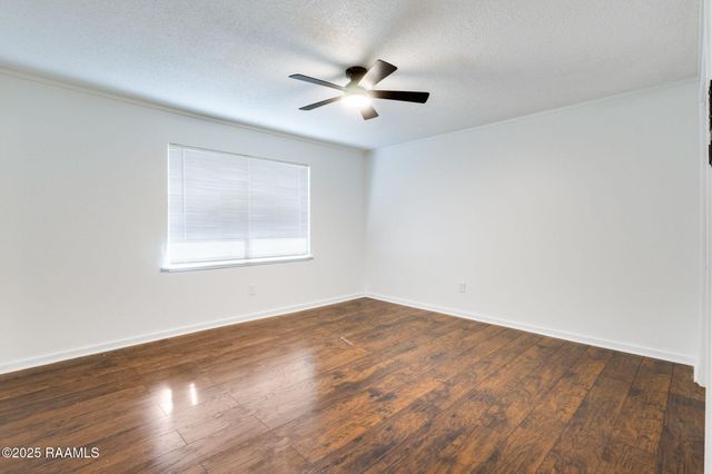 206 Nottingham Circle, Lafayette, LA 70507