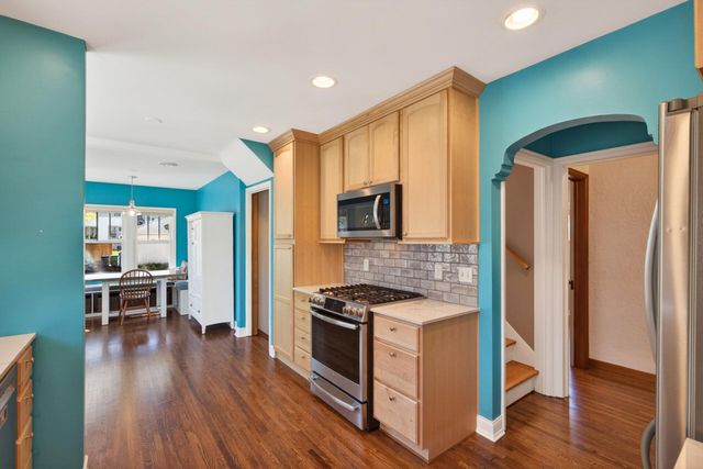 2700 Hayes Street NE, Minneapolis, MN 55418