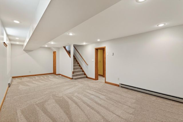 2700 Hayes Street NE, Minneapolis, MN 55418