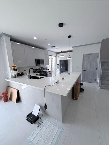 15102 NW 7th Ct, Pembroke Pines, FL 33028