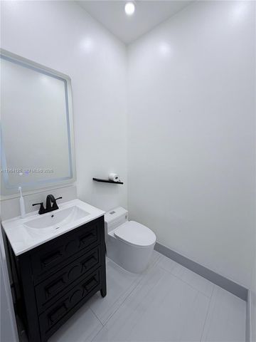 15102 NW 7th Ct, Pembroke Pines, FL 33028