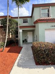 15102 NW 7th Ct, Pembroke Pines, FL 33028