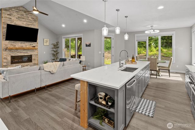 2280 Coal Mine Way, Cle Elum, WA 98922