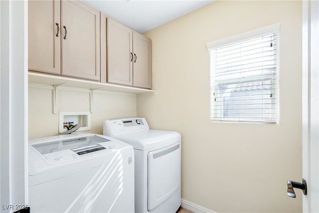 8421 Winterchase Place, Las Vegas, NV 89143