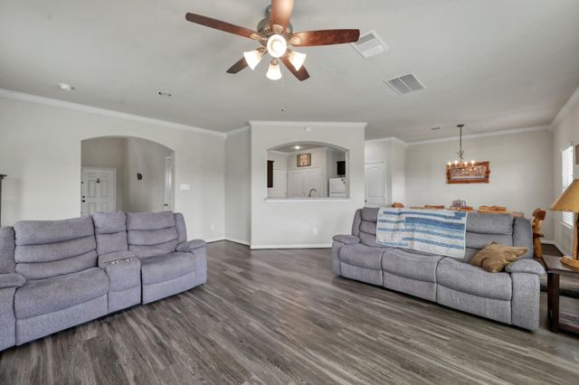 14072 Waukegan Way N, Conroe, TX 77306