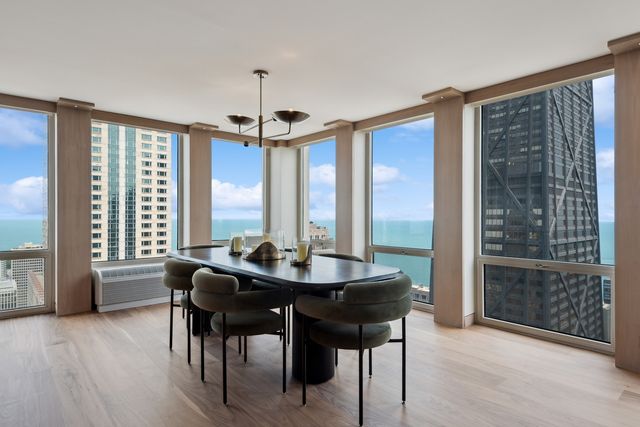111 E Chestnut Street 56AB, Chicago, IL 60611