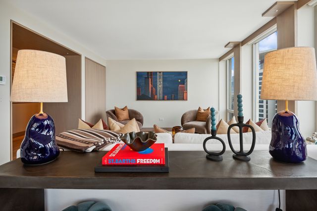 111 E Chestnut Street 56AB, Chicago, IL 60611