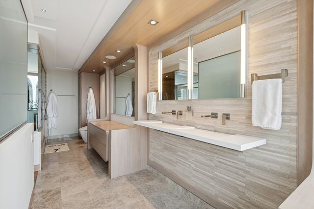 111 E Chestnut Street 56AB, Chicago, IL 60611