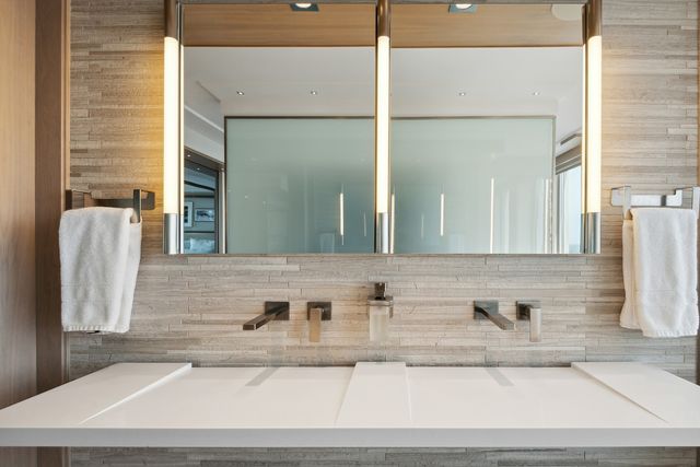 111 E Chestnut Street 56AB, Chicago, IL 60611