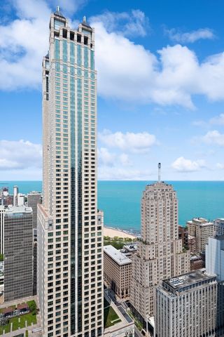 111 E Chestnut Street 56AB, Chicago, IL 60611