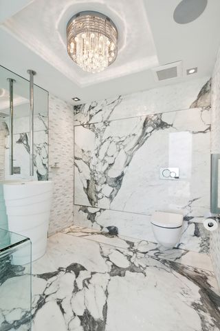 111 E Chestnut Street 56AB, Chicago, IL 60611