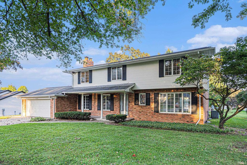 5434 Raleigh Drive, South Bend, IN 46614