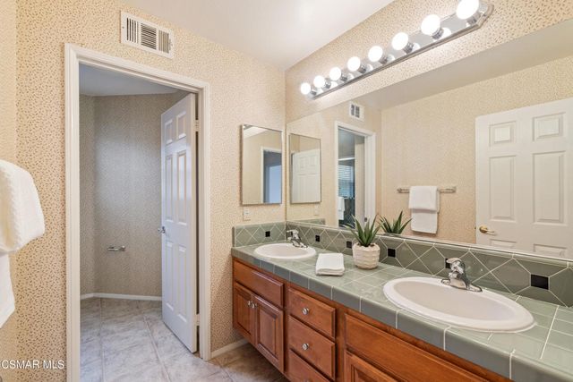 2996 Eagles Claw Avenue, Thousand Oaks, CA 91362