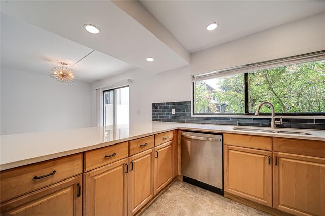 9209 SEMINOLE BOULEVARD 56, Seminole, FL 33772