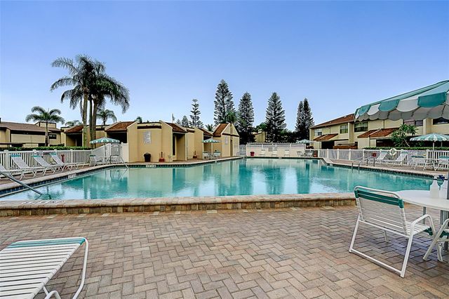 9209 SEMINOLE BOULEVARD 56, Seminole, FL 33772