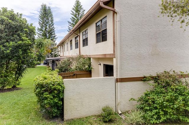 9209 SEMINOLE BOULEVARD 56, Seminole, FL 33772