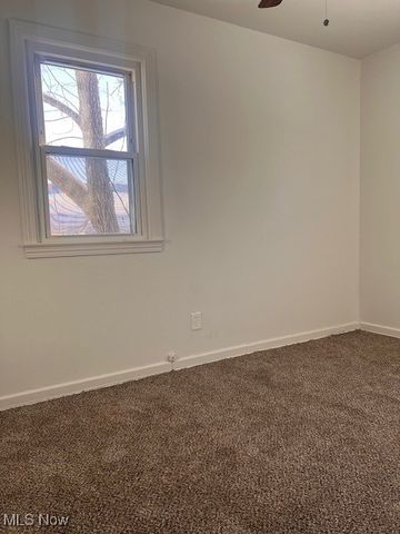 610 Elm Street, Struthers, OH 44471